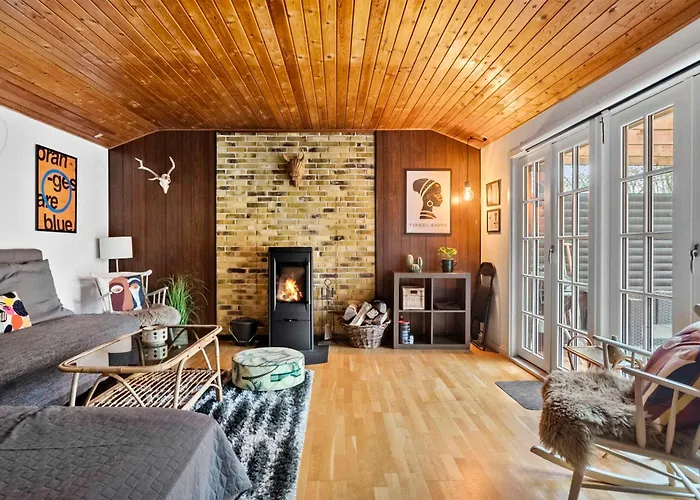 Cozy In Peaceful Bredfjed Holiday home Rodby